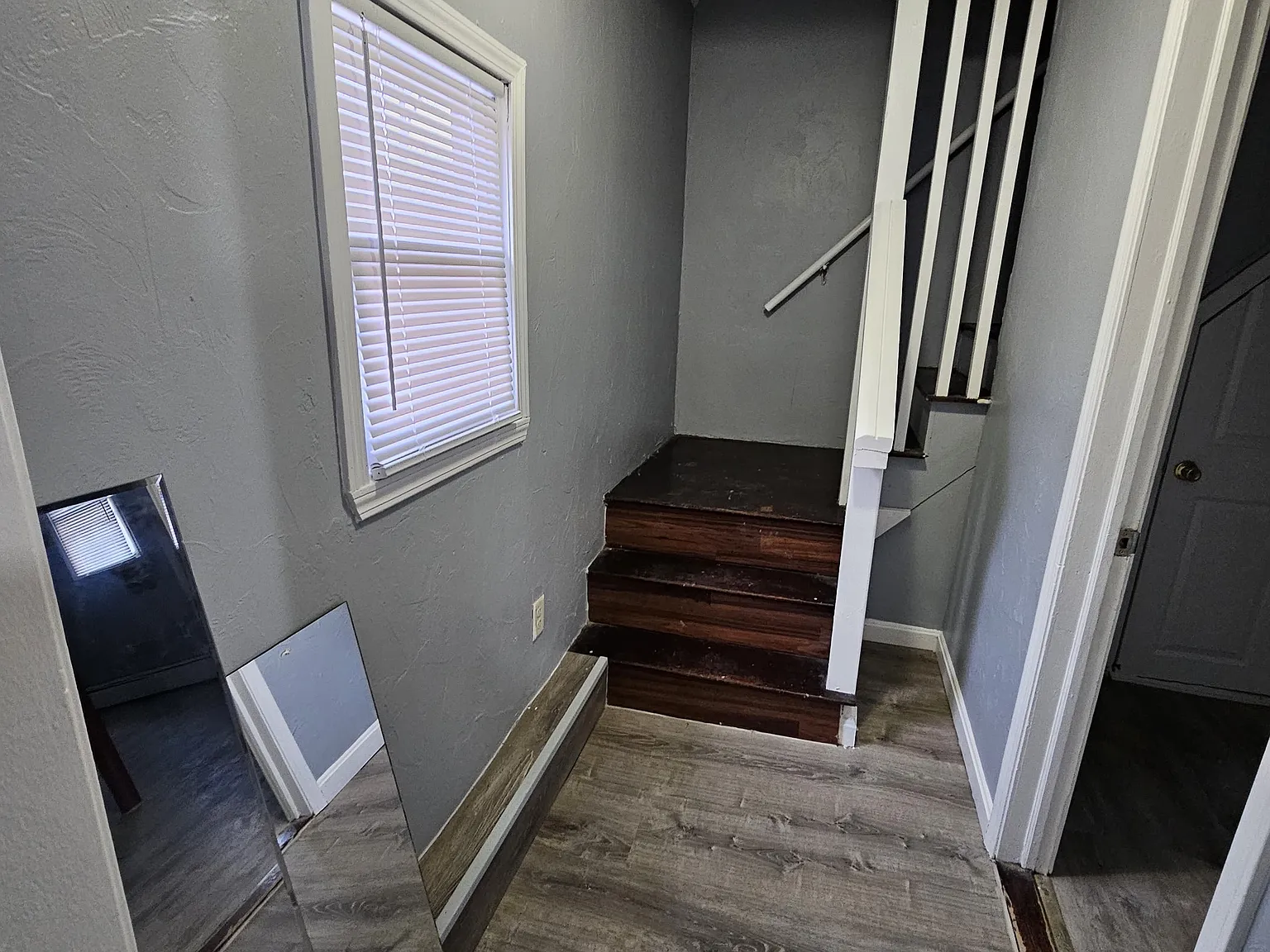 88 Vine St — Photo 2