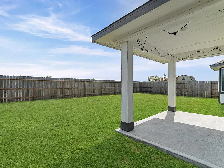 10520 Deussen Ln — Photo 24