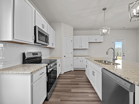 3rd image of 50 Malbec Way