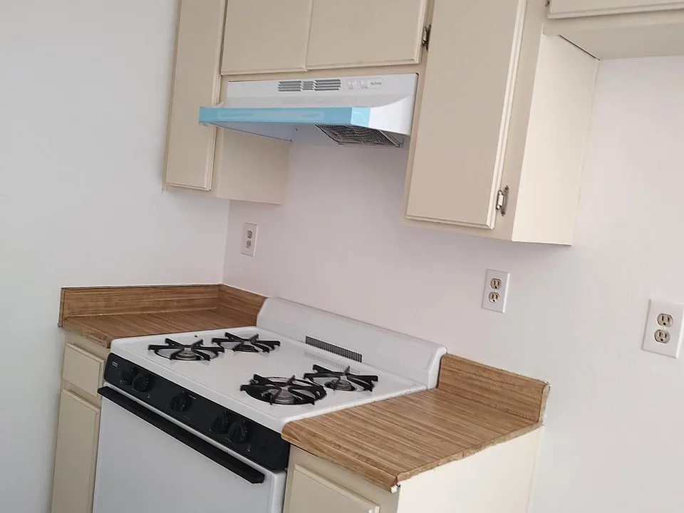 Broadway Apartments