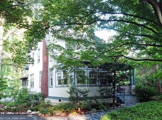 9826 Capitol View Ave, Silver Spring, MD 20910