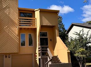 3609 SW Eveningside Dr, Topeka, KS 66614