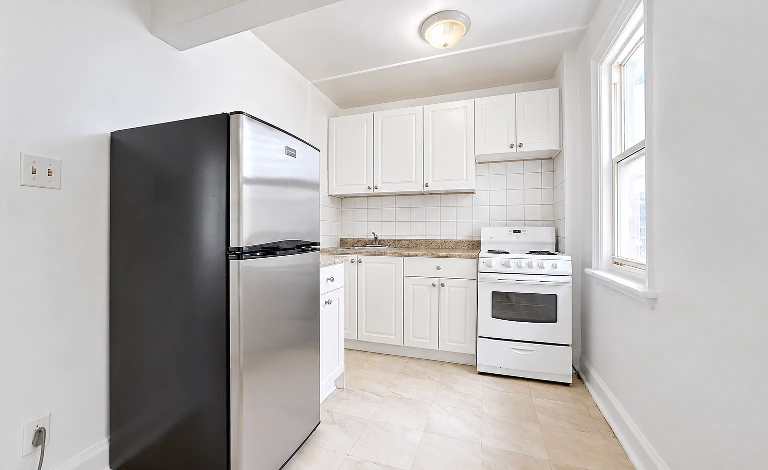 Bold Street Apartments — Photo 4