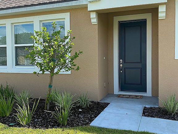 3rd image of 11511 Rolling Green Dr