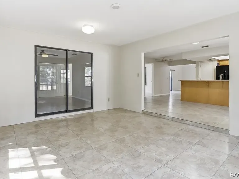 3 Fairwoods Ct — Photo 8