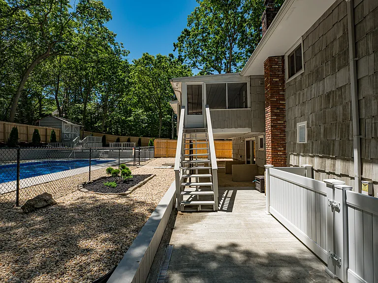 26 Valleywood Rd — Photo 25