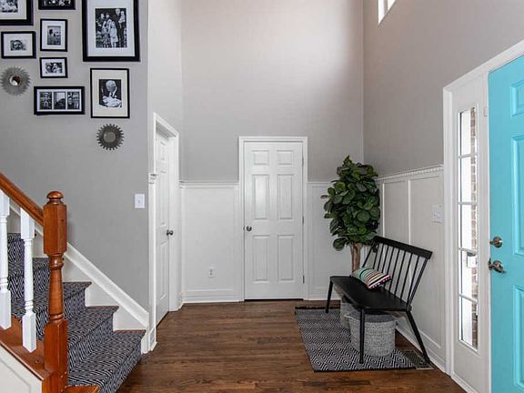 5th image of 6323 Fieldstone Dr