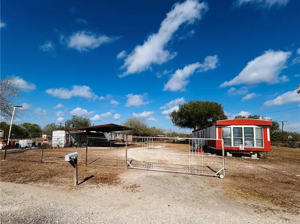 127 County Road 3201, Alice, TX 78332