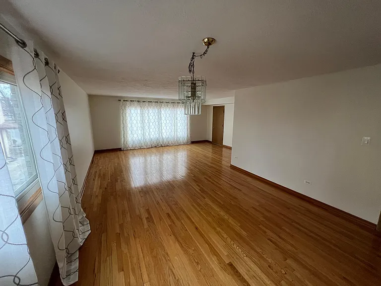 653 N Northwest Hwy #1 — Photo 7