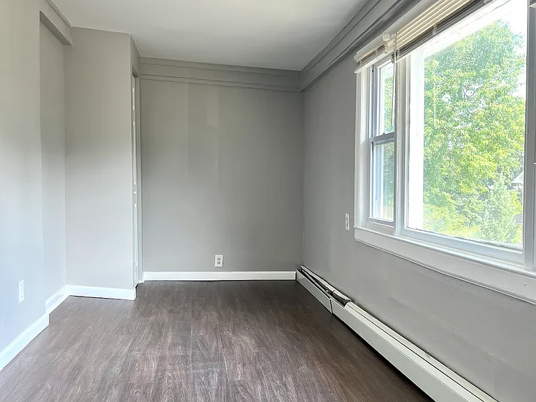 9 Rosedale Ave #2 — Photo 5