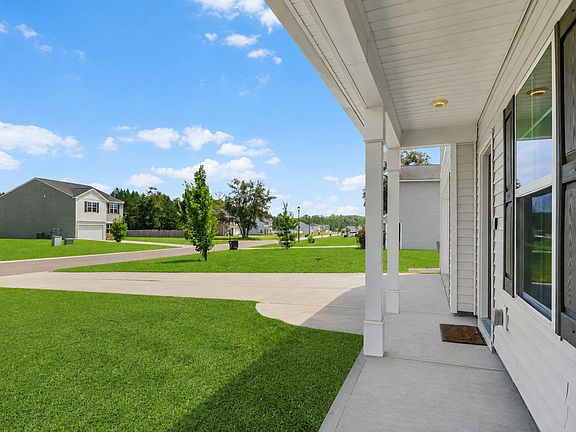 5th image of 36 Enclave Way NE