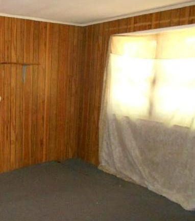 5th image of 107 Manley St