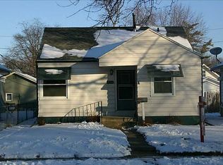 1054 H Ave NW, Cedar Rapids, IA 52405