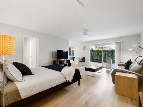 814 N Delaware St APT 102, San Mateo, CA 94401