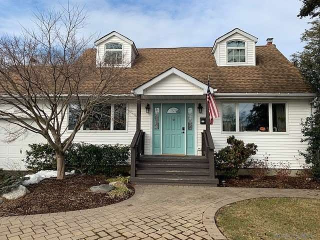 1st image of 28 Katherine Pl