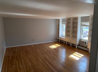 134 Abner Ct UNIT B, Bridgeport, CT 06606