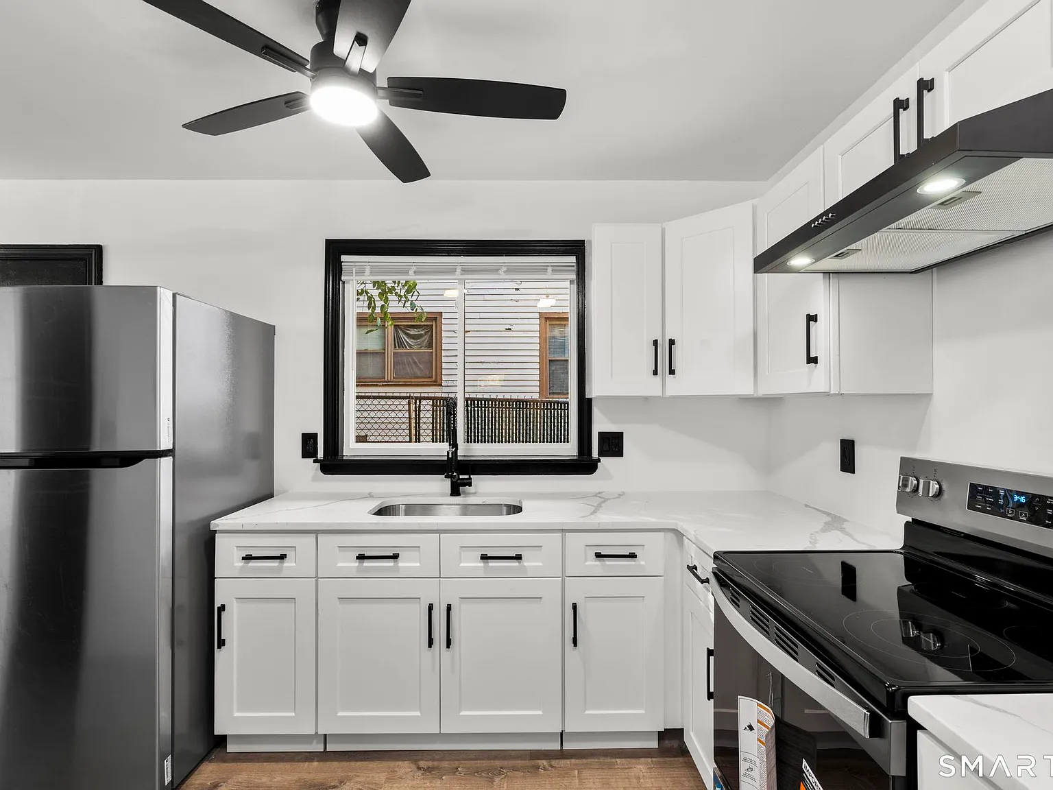 4 bed, 1.5 bath, 1224 sqft, $1,900 — Photo 4