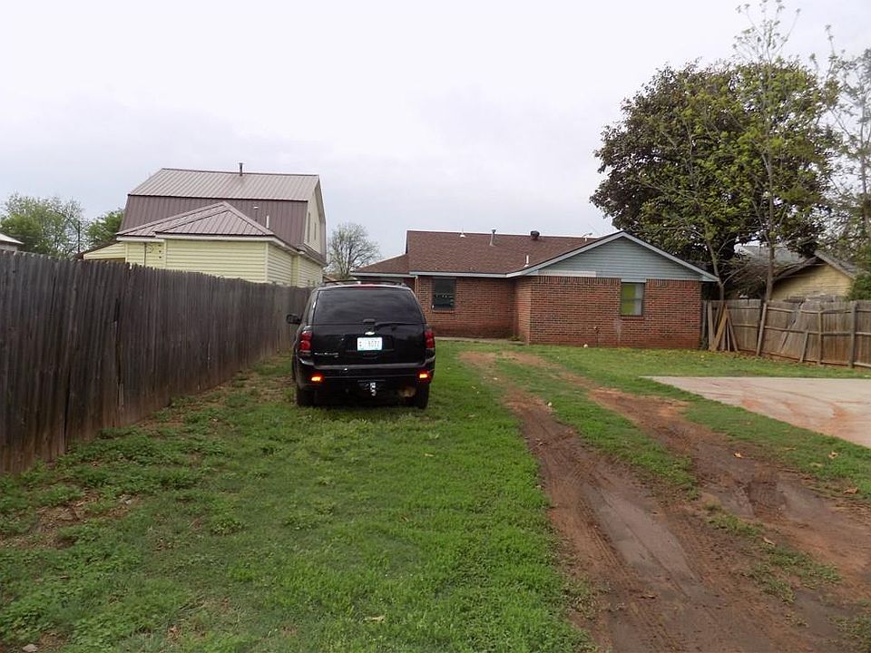 2nd image of 403 E Central Blvd