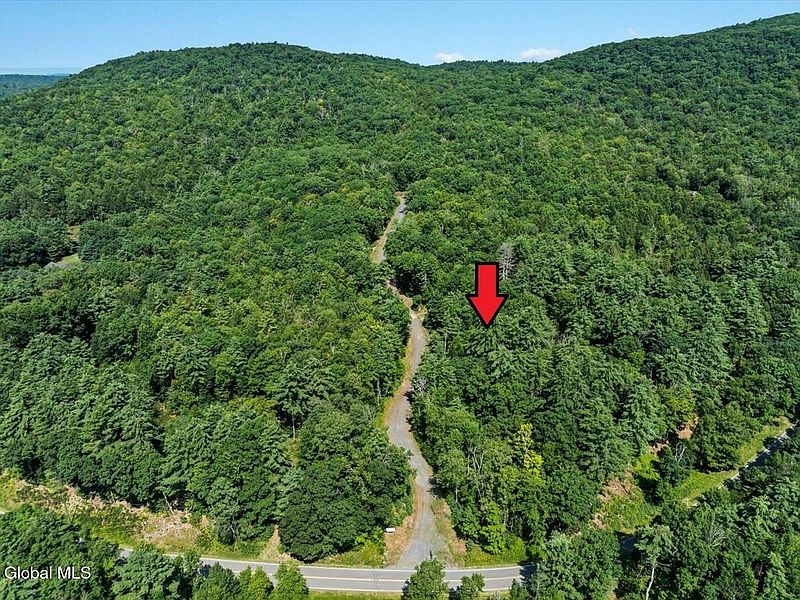 3rd image of 10 Jasmine Road