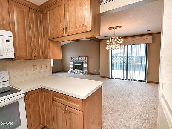 4th image of 661 High Plains Ct