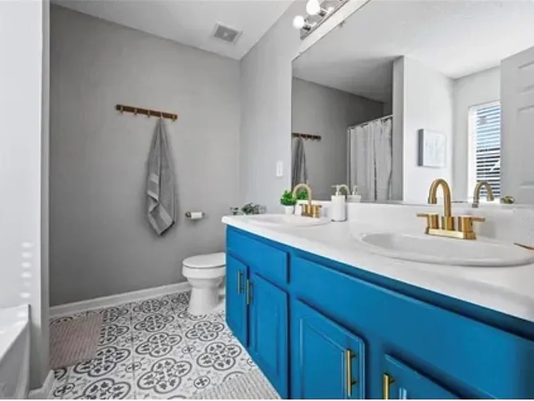 615 Market Place Ln — Photo 17