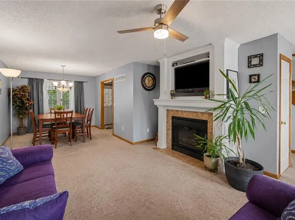 6301 N Quincy Ave, Gladstone, MO 64119