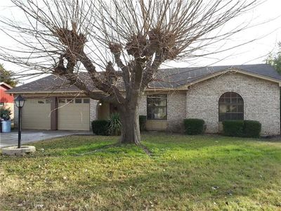 1025 John Reagan St, Benbrook, TX, 76126