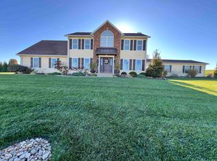 13 River Run Rd, Lawrenceville, IL 62439