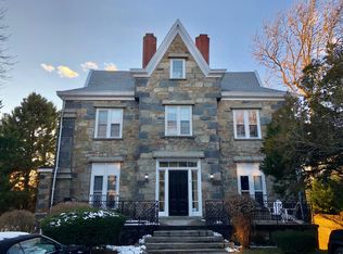 77 Coggeshall Ave #1, Newport, RI 02840