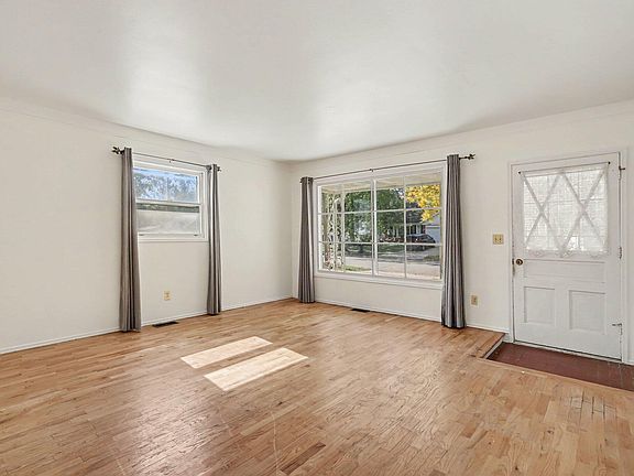 4th image of 6311 Avon St