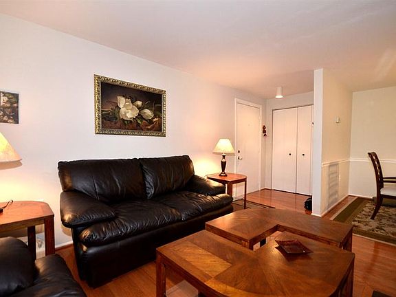 4th image of 13211 Chalet Pl APT 304