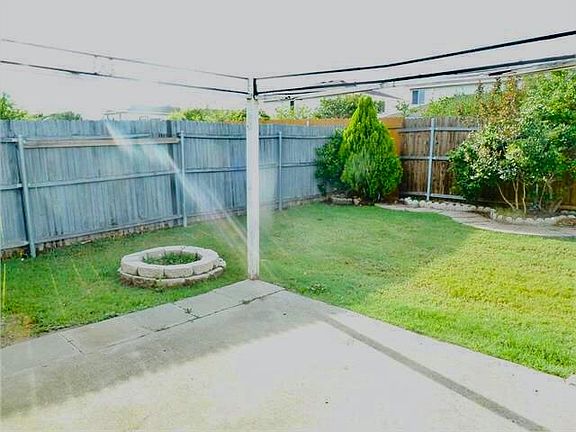 4th image of 4153 Gladney Ln