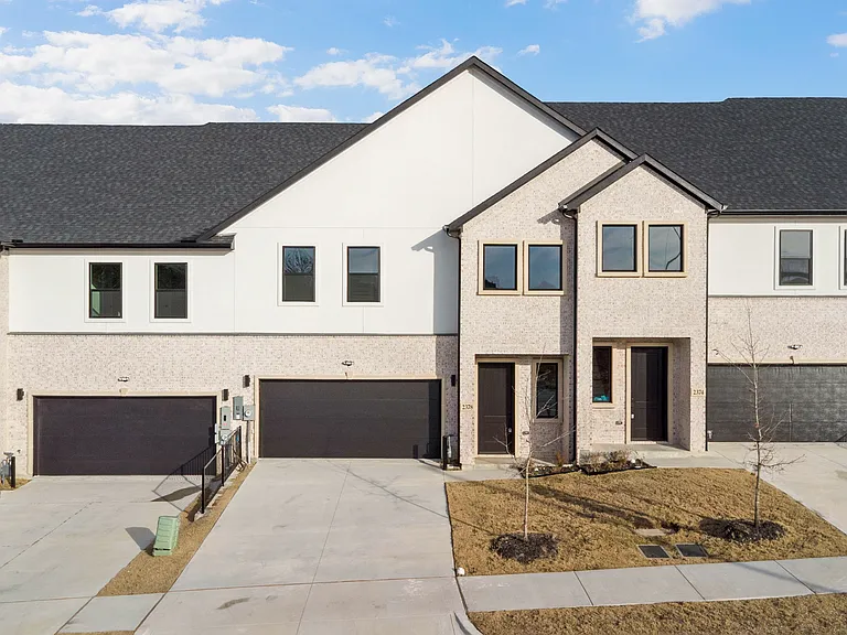 2378 Usman Dr — Photo 1