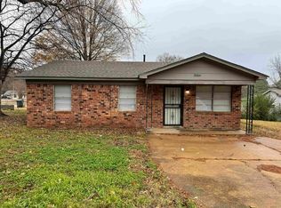 3556 Arnold Rd, Memphis, TN 38118
