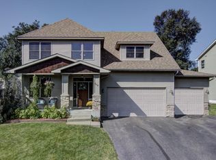 609 Diamond Dr, Hudson, WI 54016