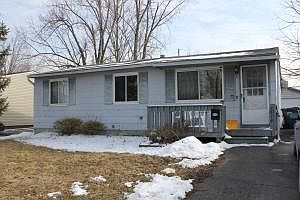 2nd image of 2819 Blankner Dr