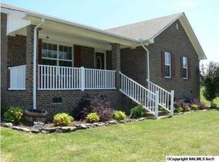 7 Boyd Ln, Fayetteville, TN 37334