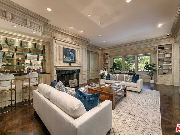 4th image of 922 Benedict Canyon Dr