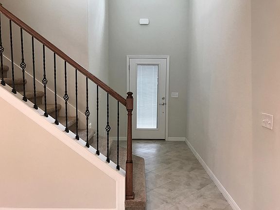 4th image of 7027 Peppercorn Ct