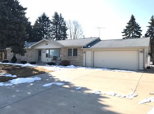 333 W Capitol Dr, Appleton, WI 54911