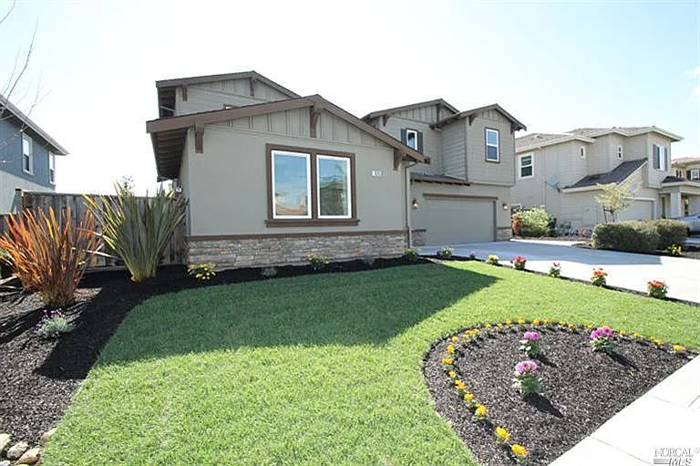 525 Lansing Cir photo 1