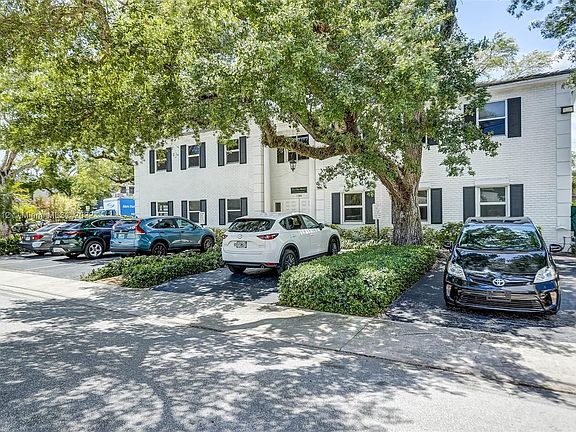 3rd image of 1280 SE 2nd Ct APT 1