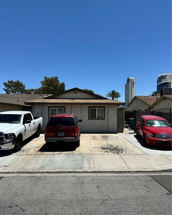 1st image of 4004 Calle Mirador #0