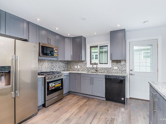 5th image of 5551 Babette Ct