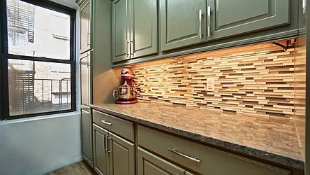 Rented by Winzone Realty Inc