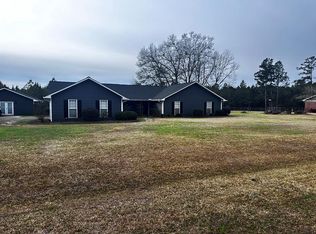 266 Edgewood Dr, Americus, GA 31709