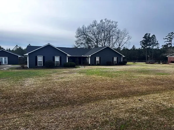 266 Edgewood Dr, Americus, GA 31709