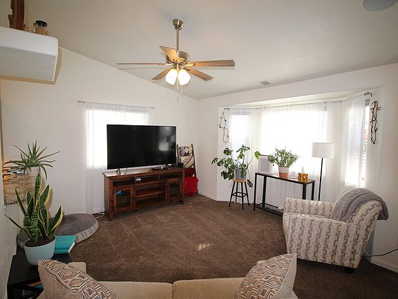 5th image of 3144 D 3/4 Rd