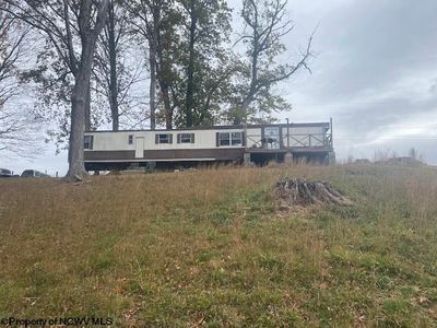 Rocky Ln, Volga, WV, 26238