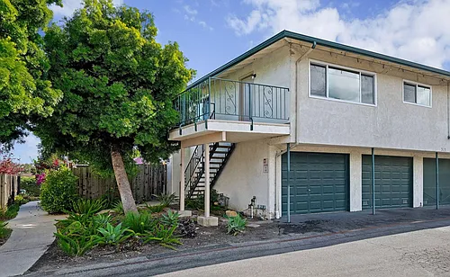 313 Northgate Dr #D Photo 1
